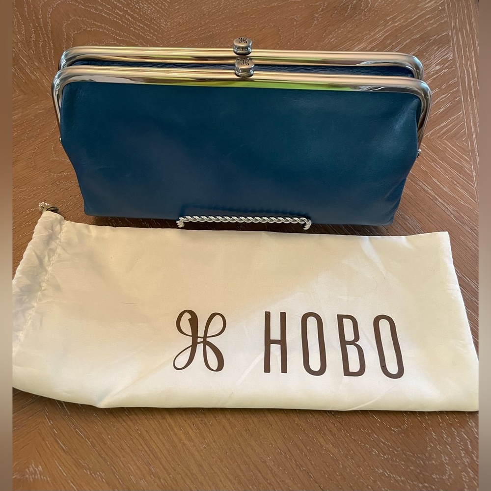 HOBO Classic Lauren wallet-New